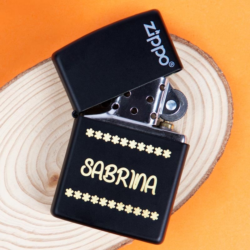 Briquet zippo black logo