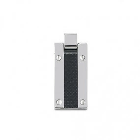 Pendentif acier et carbone