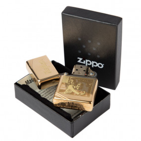 Zippo vintage brass dans sa boite