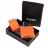 Zippo orange dans sa boite