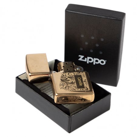 Zippo de qualité dans sa pochette Zippo de qualité dans sa pochette
