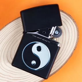 Briquet Zippo yin yang gravure texte