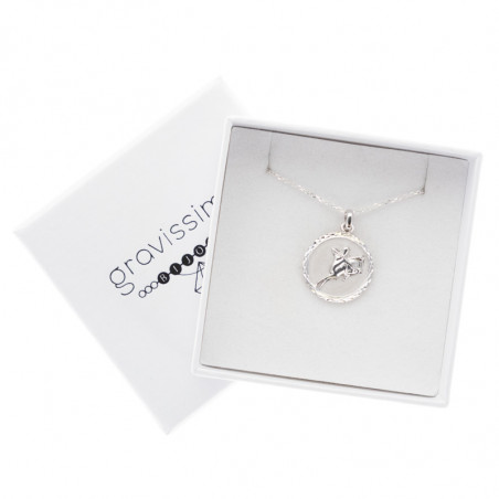 Collier gravé zodiaque dans son écrin Collier gravé zodiaque dans son écrin