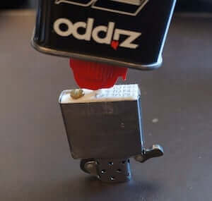 Informations pour recharger en essence son briquet Zippo